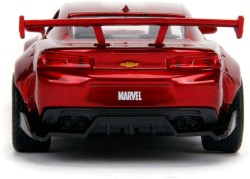 Jada Toys Marvel Avengers 2016 Chevy Camaro Die Cast Metal Araç ve Iron Man Figür 1.32 - Thumbnail