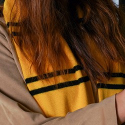 Hufflepuff Atkı 18×170 Cm Lisanslı Örme Akrilik - Thumbnail